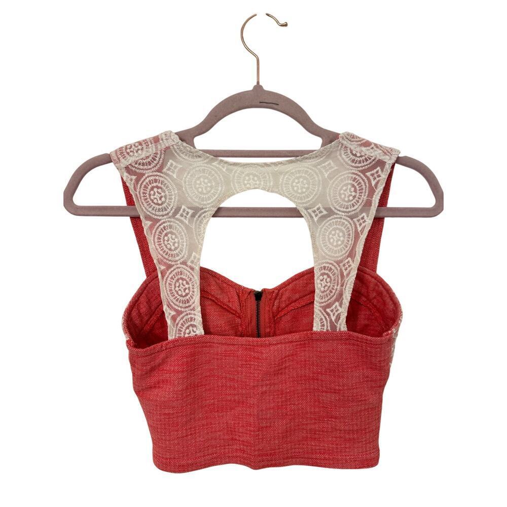 â¤ď¸đĽ Pins and Needles Red Lace Racerback Crop Top Bralette XS Zip Front - Picture 2 of 3